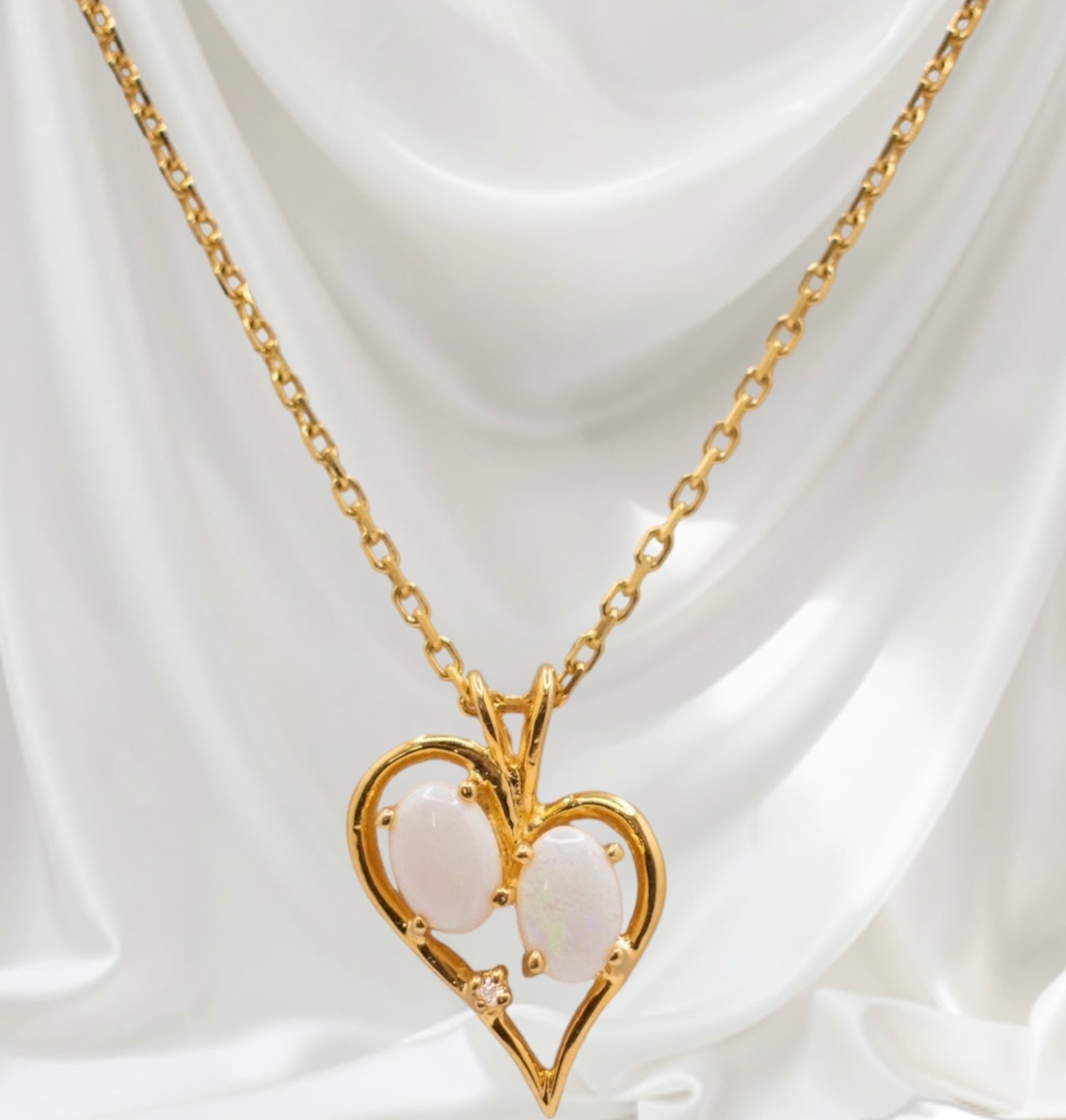 Heart Pendant & Necklace