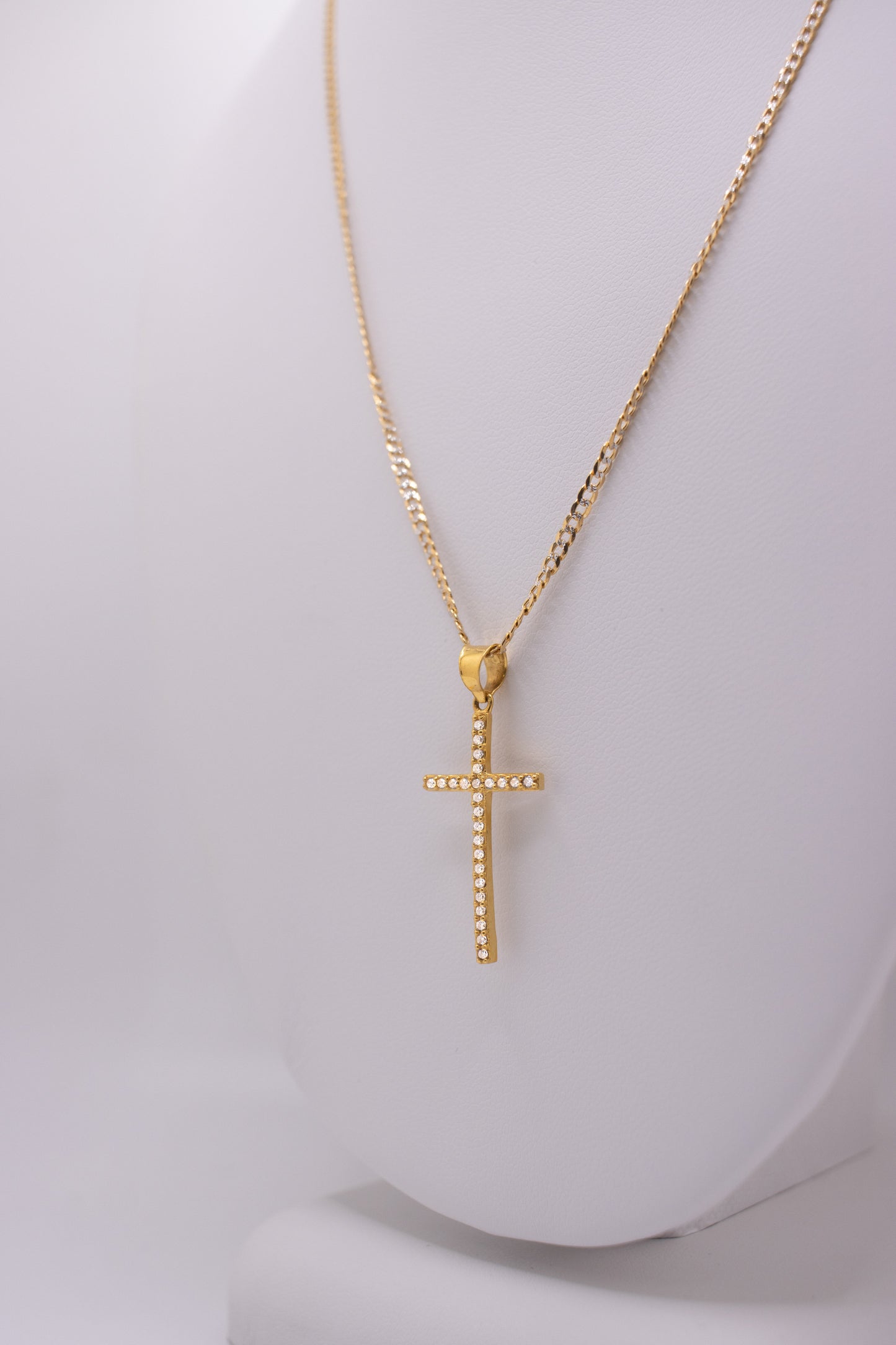 Cross Pendant & Necklace